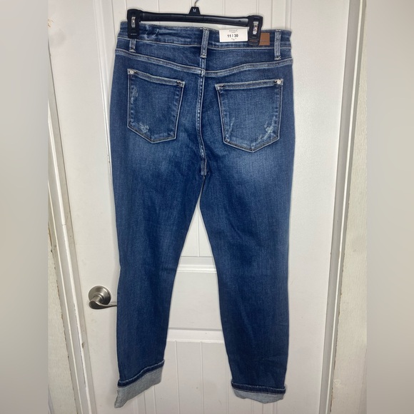 Judy Blue medium wash distressed mid rise boyfriend jeans size 11/30 NWT - Picture 4 of 9